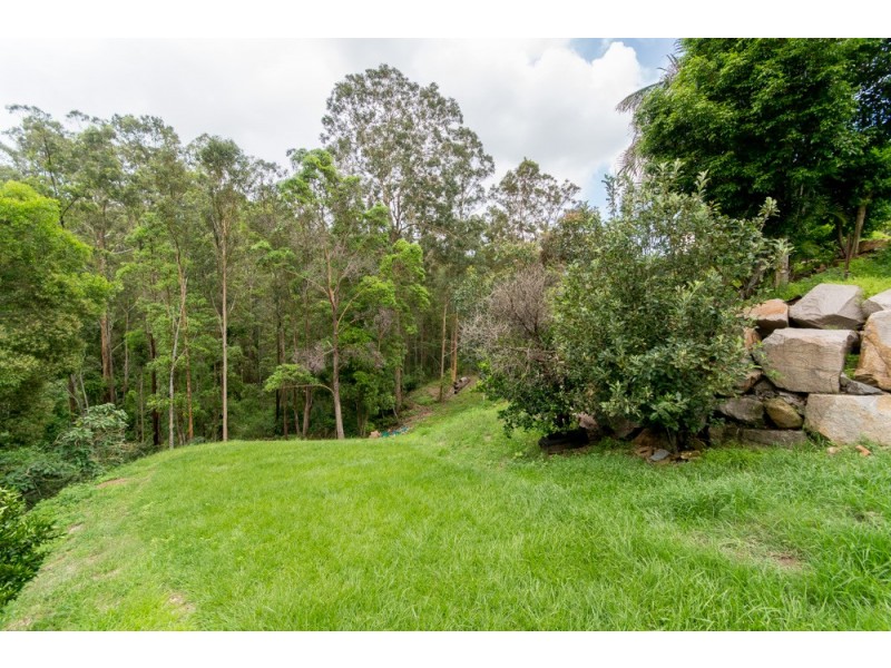 20 Branch Creek Road, Clear Mountain QLD 4500