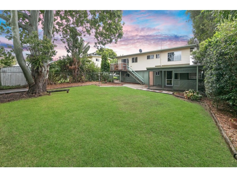 33 Lavercombe Drive, Kallangur QLD 4503