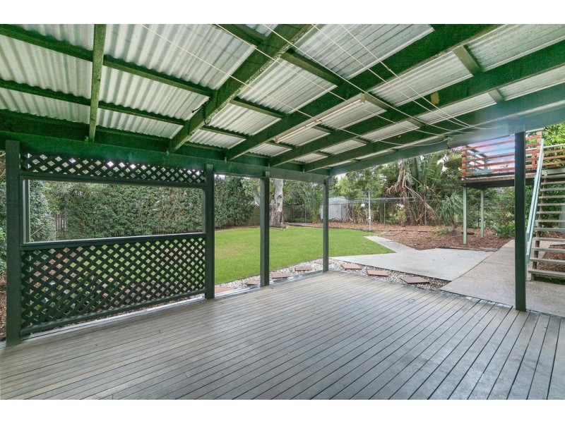 33 Lavercombe Drive, Kallangur QLD 4503