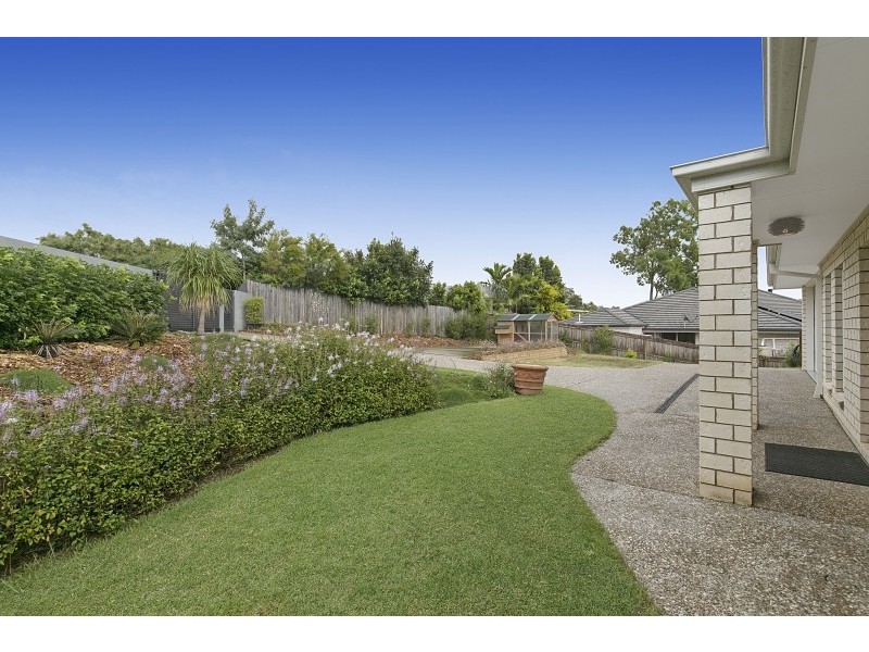 3 Tipuana Place, Cashmere QLD 4500