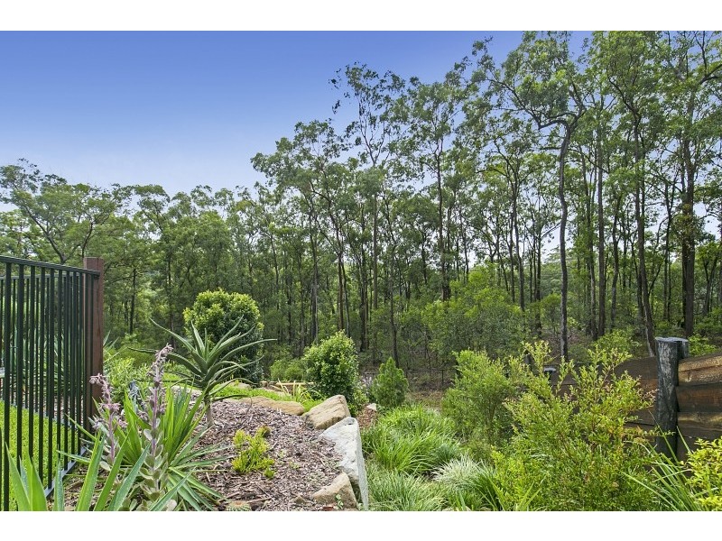 3 Tipuana Place, Cashmere QLD 4500