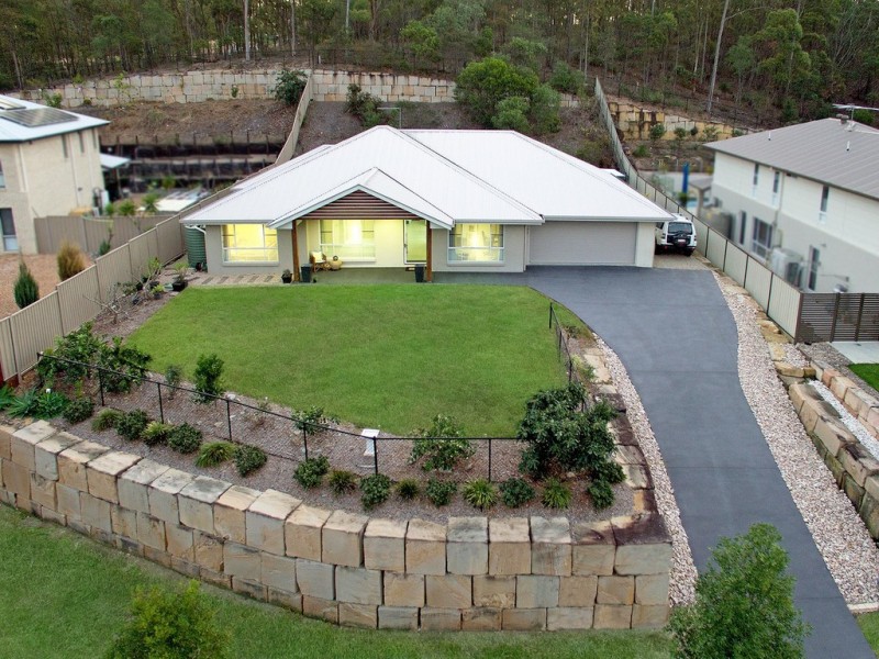 20 Page Close, Cashmere QLD 4500