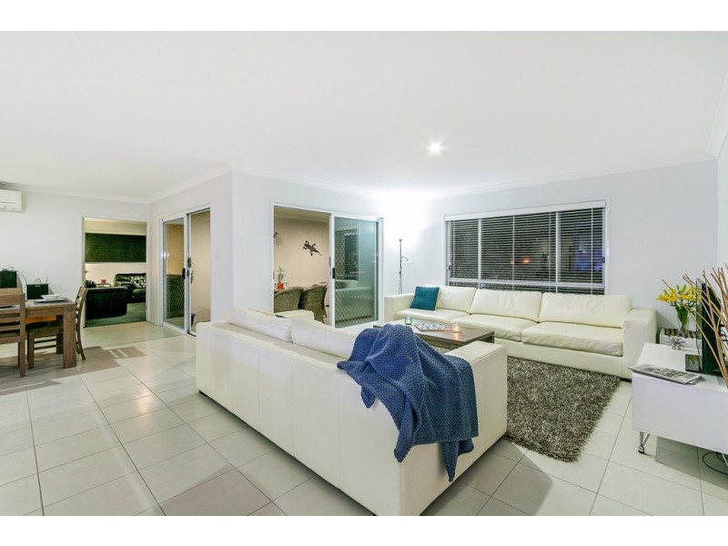 20 Page Close, Cashmere QLD 4500