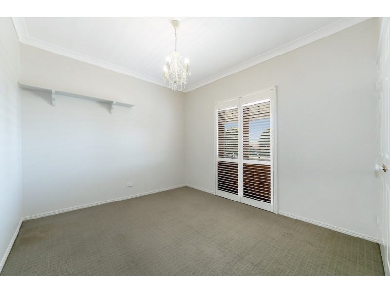 1 Hazelnut Close, Warner QLD 4500