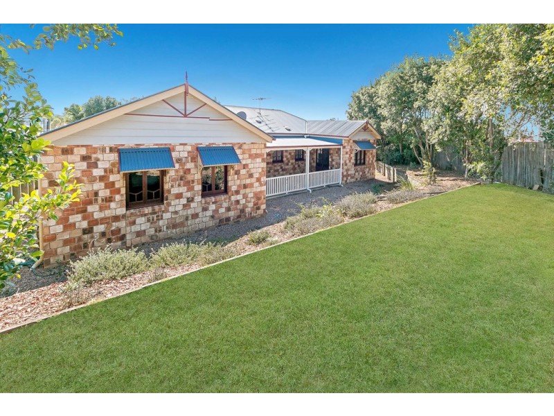 1 Hazelnut Close, Warner QLD 4500