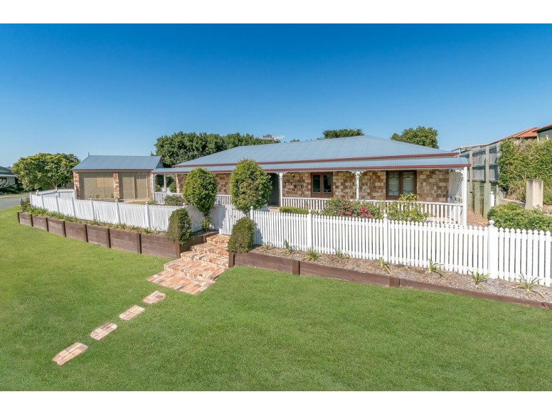 1 Hazelnut Close, Warner QLD 4500