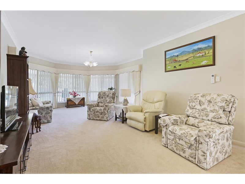 1 Creekwood Court, Warner QLD 4500