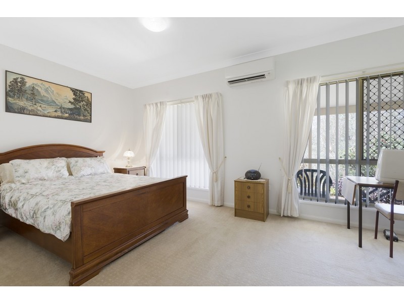 1 Creekwood Court, Warner QLD 4500