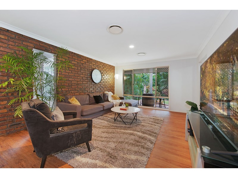 68 Cashmere Lane, Cashmere QLD 4500