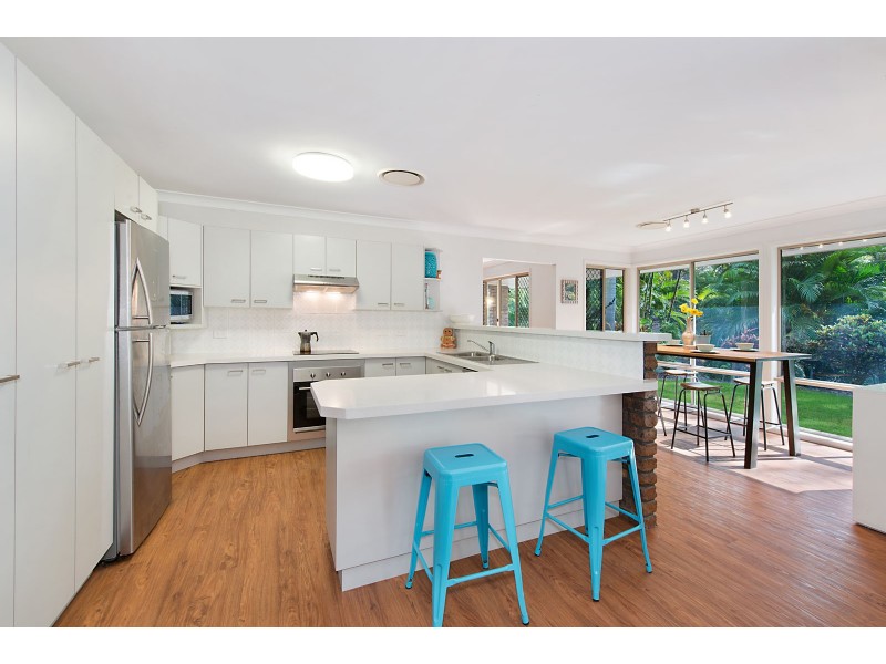 68 Cashmere Lane, Cashmere QLD 4500