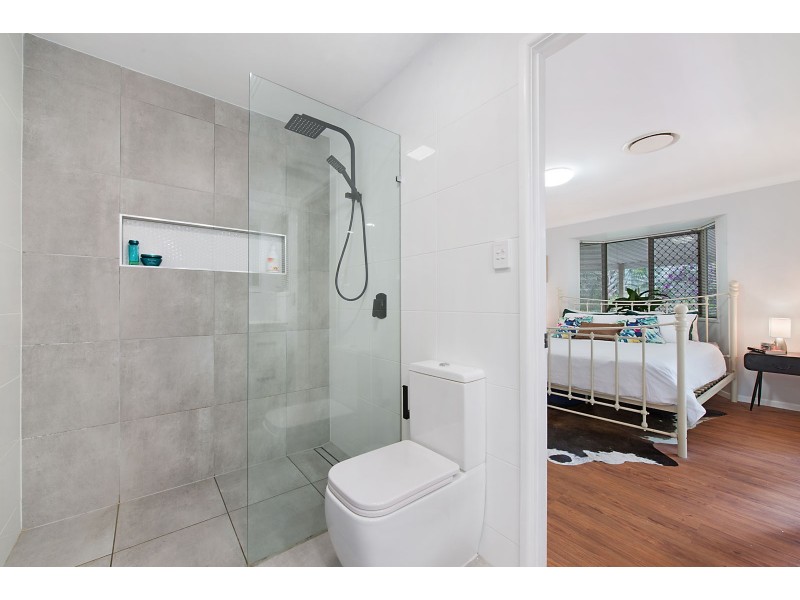 68 Cashmere Lane, Cashmere QLD 4500