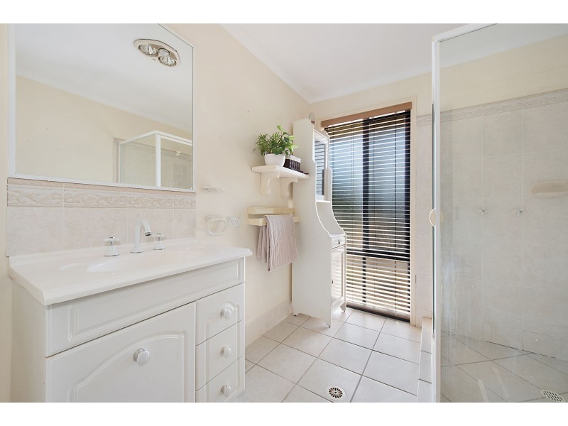 3 Heron Close, Cashmere QLD 4500