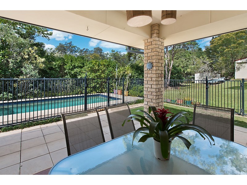 3 Heron Close, Cashmere QLD 4500