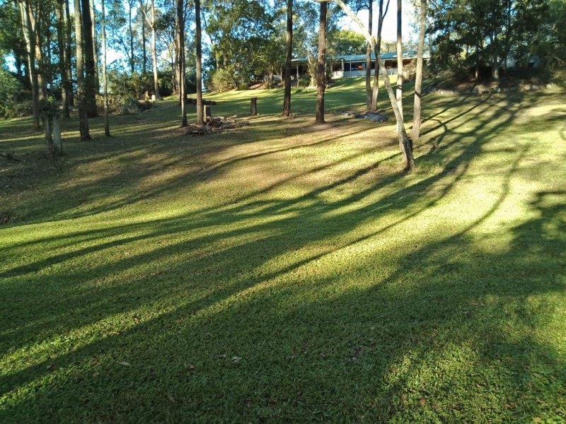 16 Barker Street, Cashmere QLD 4500