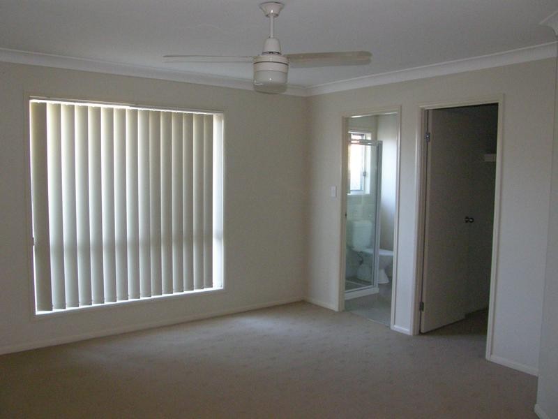 9 Camryn Court, Kallangur QLD 4503