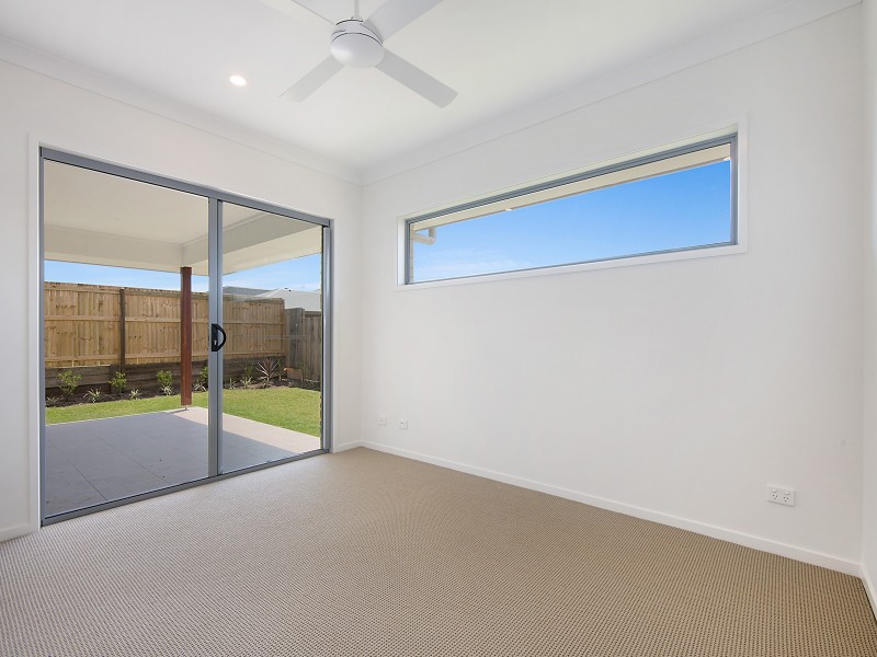 23 Crinum Circuit, Coomera QLD 4209