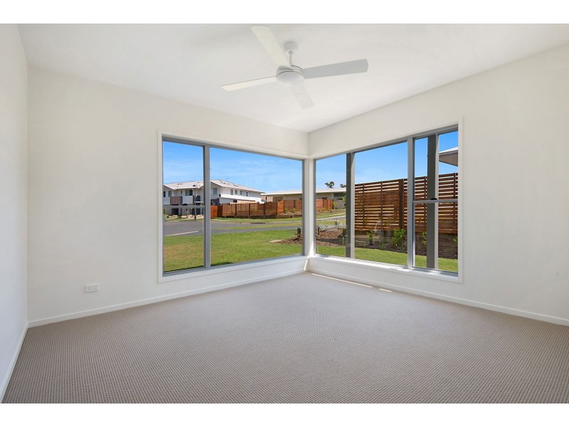 23 Crinum Circuit, Coomera QLD 4209