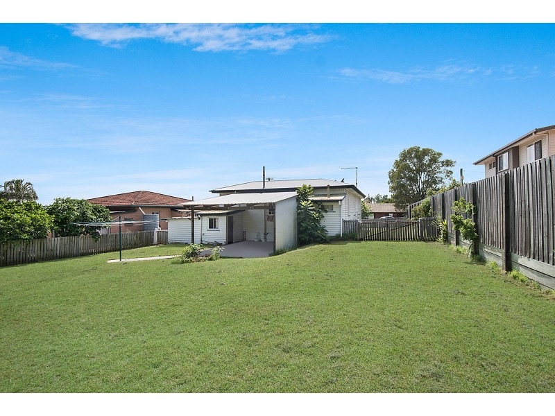 8 Muchow Street, Beenleigh QLD 4207