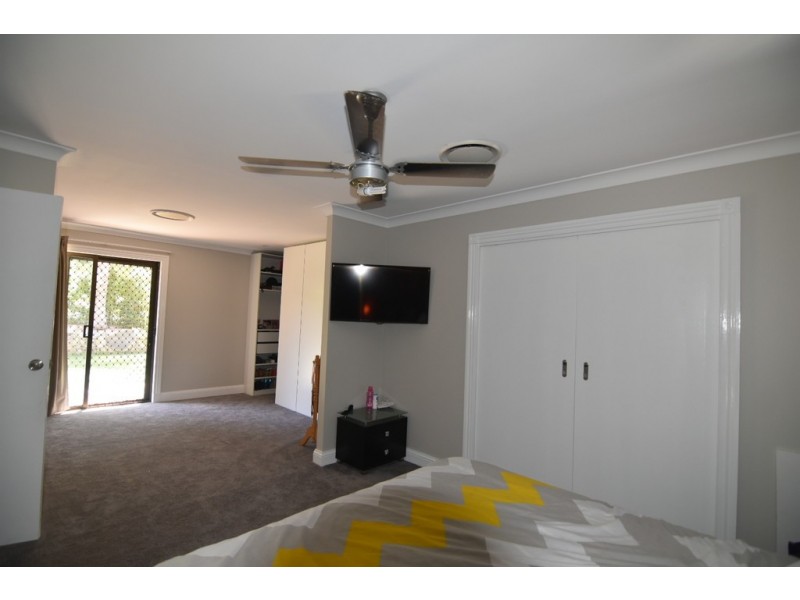 15 Joanne Street, Karalee QLD 4306
