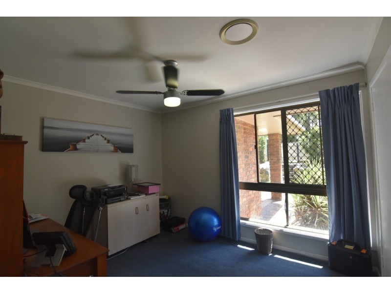 15 Joanne Street, Karalee QLD 4306