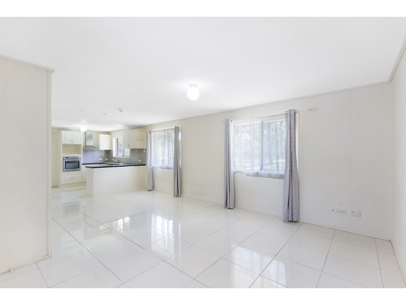 3 Linum Street, Kingston QLD 4114