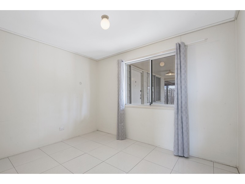 3 Linum Street, Kingston QLD 4114