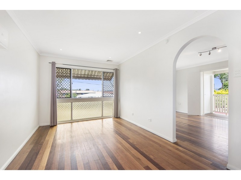 6 Rudge Street, Woodridge QLD 4114