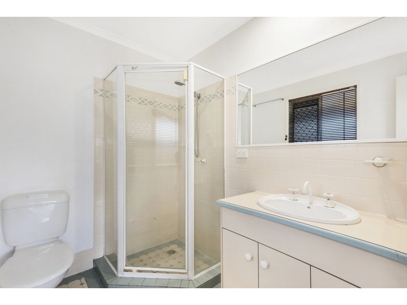 2/14 Louis Street, Annerley QLD 4103