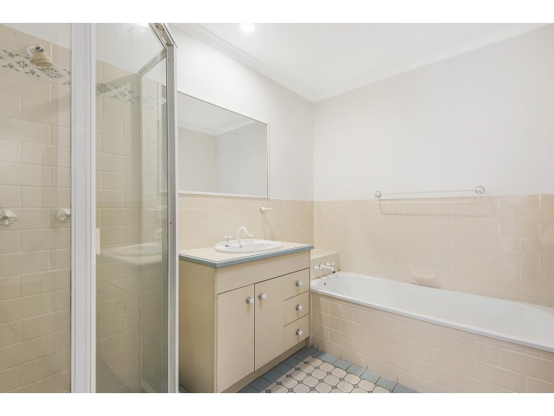 2/14 Louis Street, Annerley QLD 4103