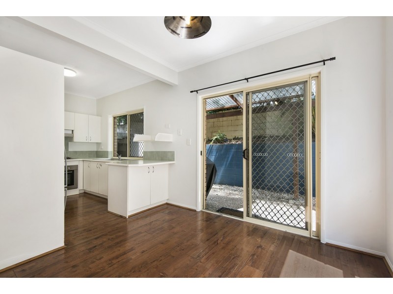 2/14 Louis Street, Annerley QLD 4103