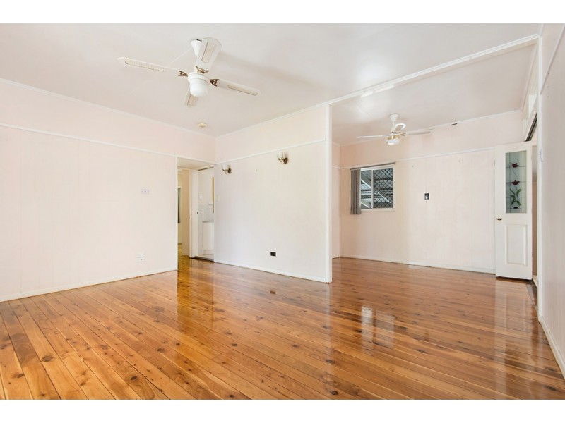 19 Catalina Street, Loganlea QLD 4131