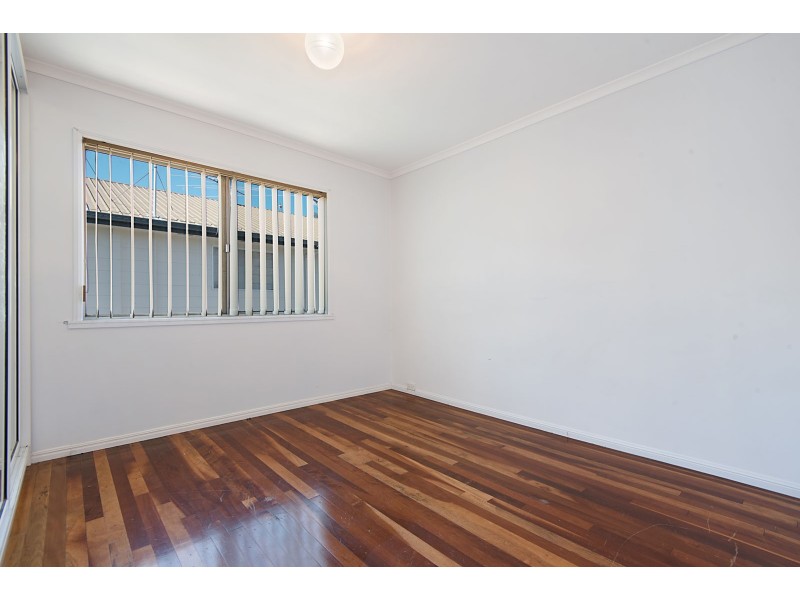 2 Waratah Street, Woodridge QLD 4114