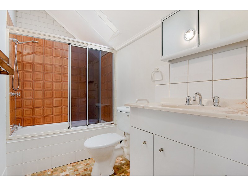 4/11 Macquarie Street, Woodridge QLD 4114