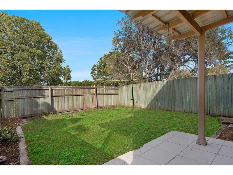 4/11 Macquarie Street, Woodridge QLD 4114