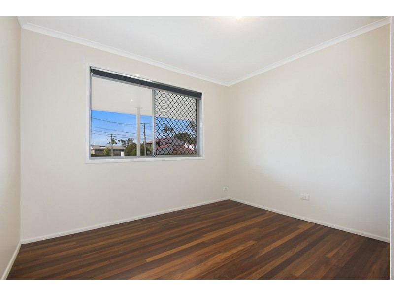 8 Francis Road, Shailer Park QLD 4128