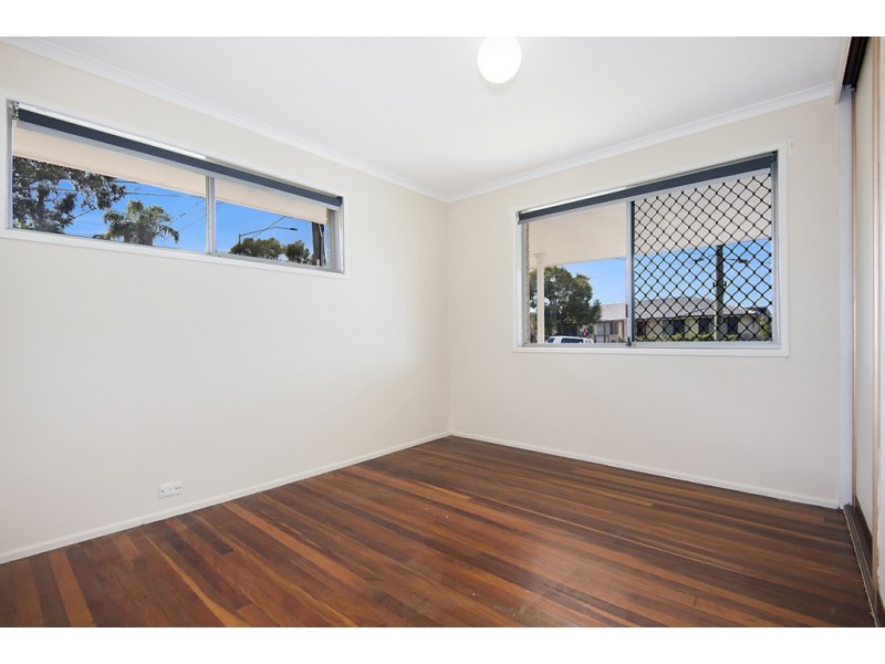 8 Francis Road, Shailer Park QLD 4128