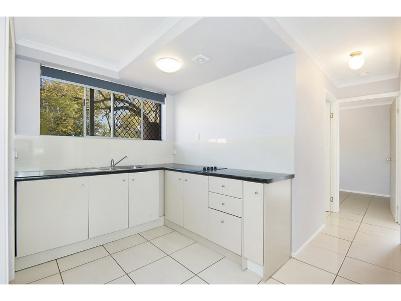 8 Francis Road, Shailer Park QLD 4128