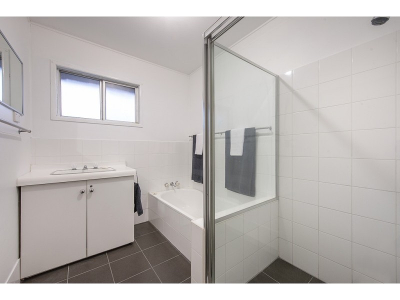4 Maroochy Crescent, Beenleigh QLD 4207