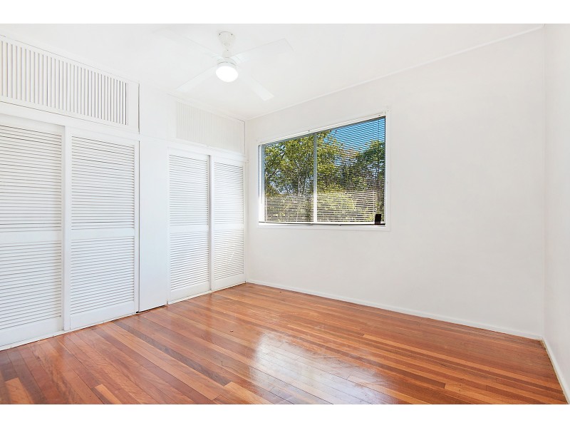 6 Toni Court, Redbank Plains QLD 4301