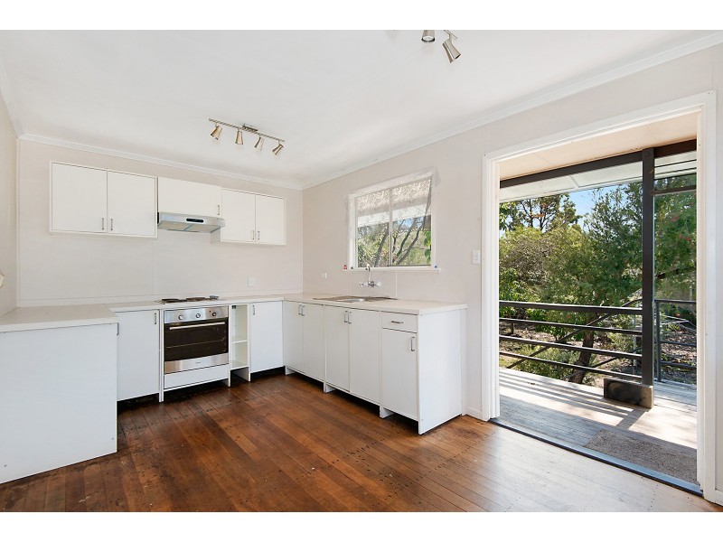 102 Jacaranda Avenue, Logan Central QLD 4114