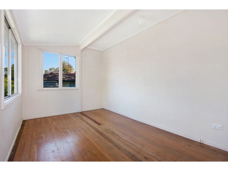 102 Jacaranda Avenue, Logan Central QLD 4114