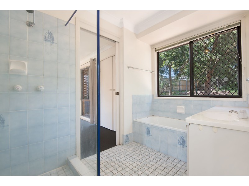 174 Johnson Road, Hillcrest QLD 4118
