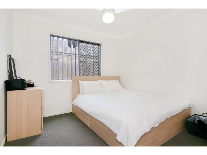 2/4 Bruce Baker Crescent, Crestmead QLD 4132