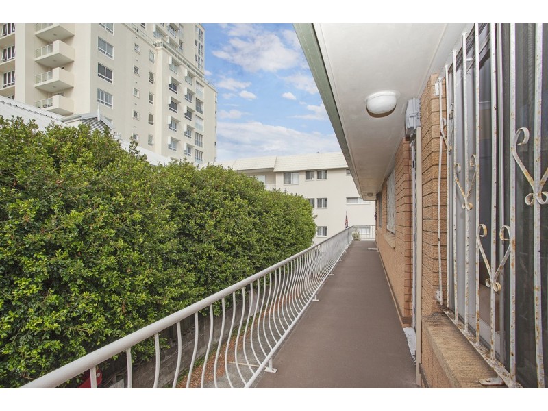 7/31 Frank Street, Labrador QLD 4215