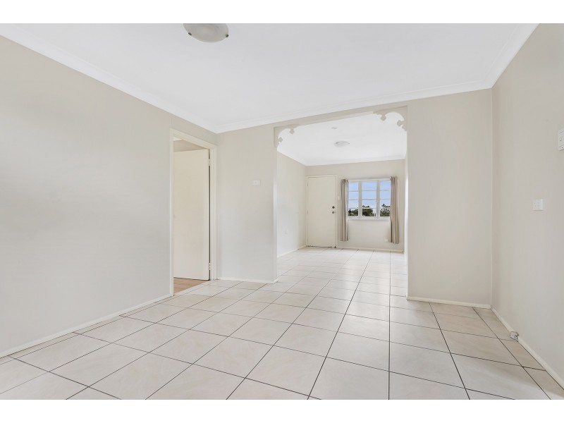11 Stubbs Road, Woodridge QLD 4114