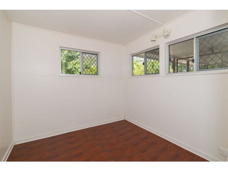 8 Barker Street, Ipswich QLD 4305