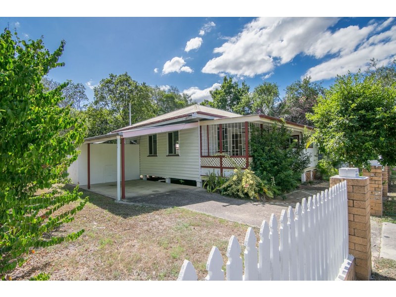 8 Barker Street, Ipswich QLD 4305