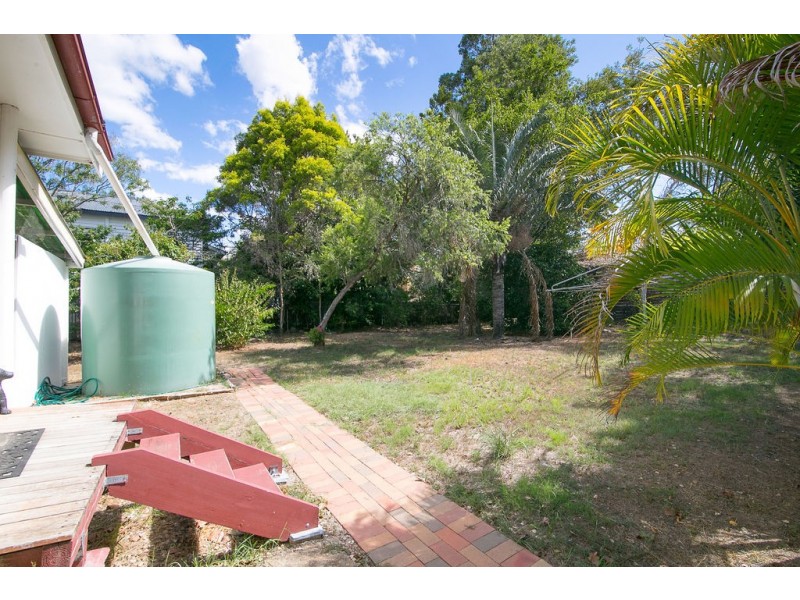 8 Barker Street, Ipswich QLD 4305