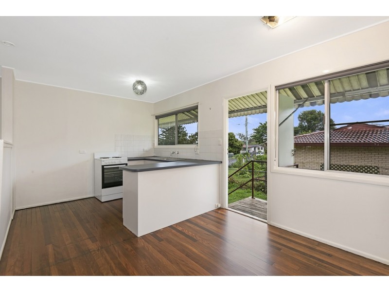 39 Winifred Street, Kingston QLD 4114
