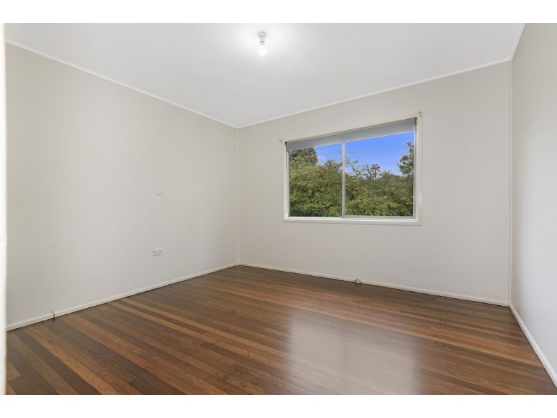 39 Winifred Street, Kingston QLD 4114
